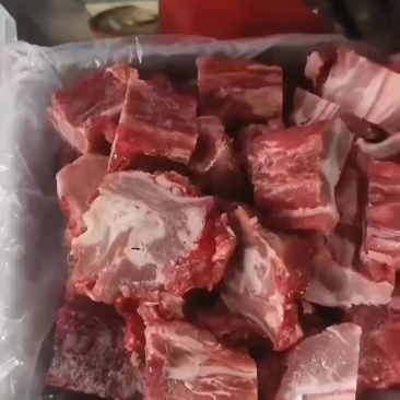 猪肉骨块
