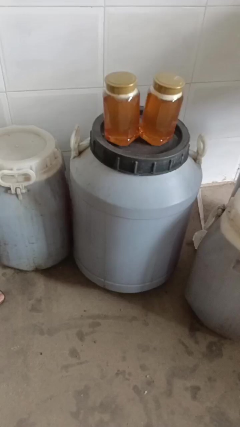 百花土蜂蜜