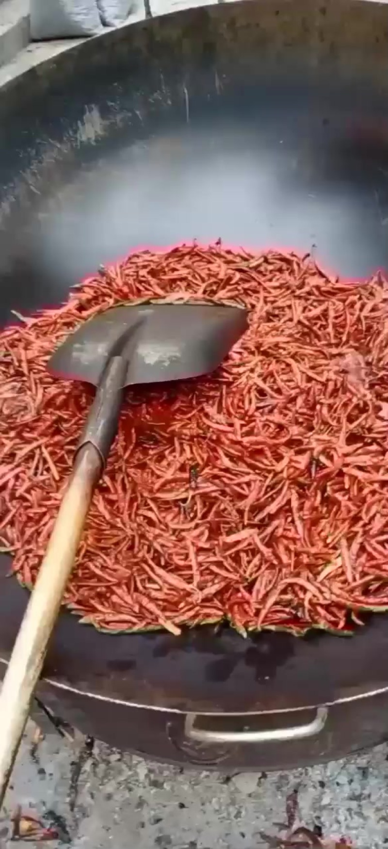 干辣椒，柴火胡辣椒，糍粑辣椒需要的老板请联系。